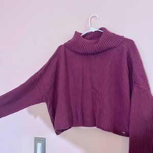 hollister funnel neck sweater - burgundy